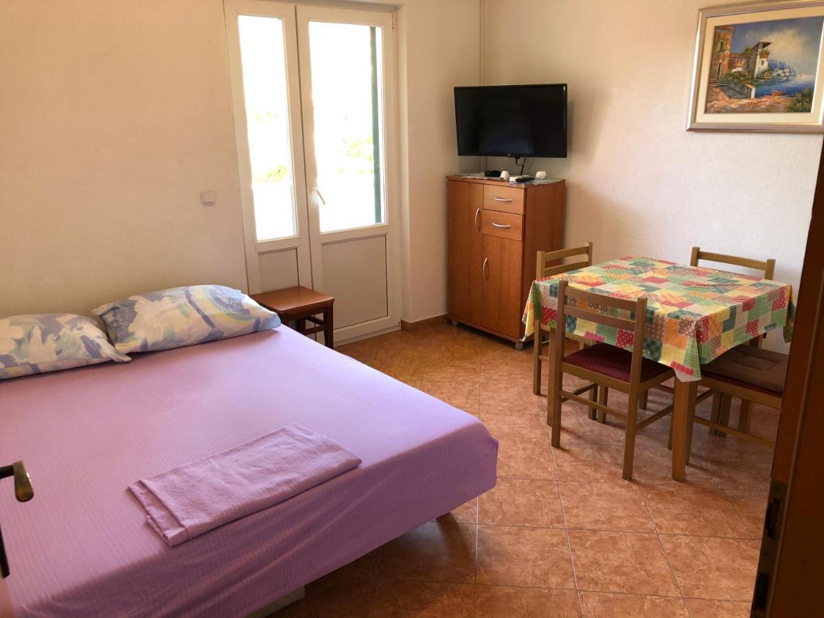Villa Marijana Сресер Екстериор снимка