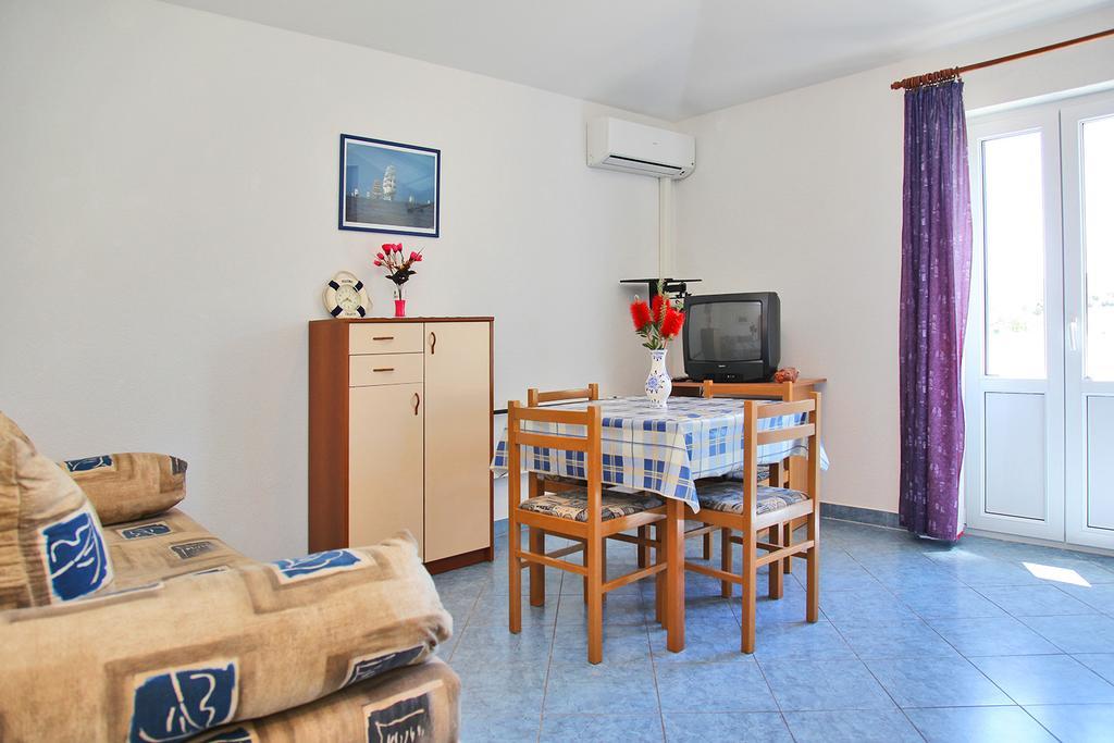 Villa Marijana Сресер Екстериор снимка