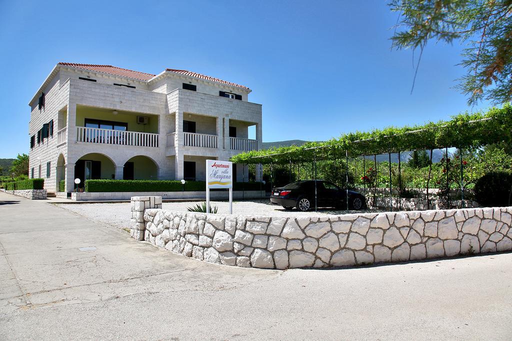 Villa Marijana Сресер Екстериор снимка
