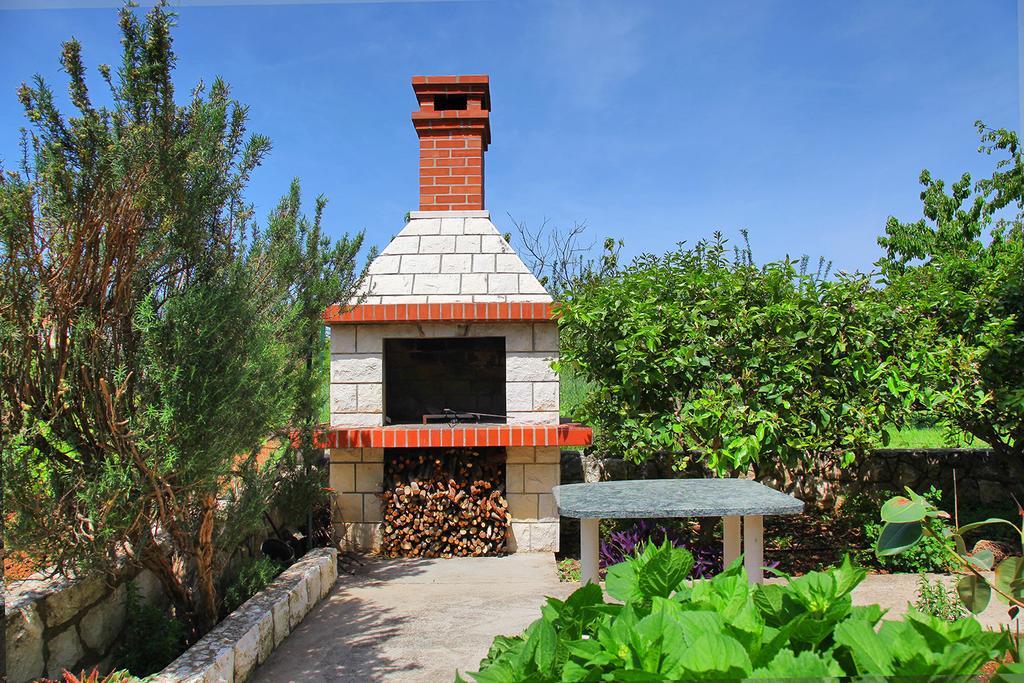 Villa Marijana Сресер Екстериор снимка